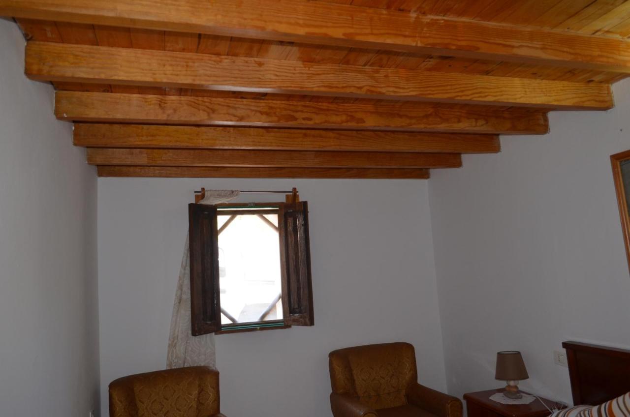 San Bartolomé Casa De Diego Y Mela מראה חיצוני תמונה